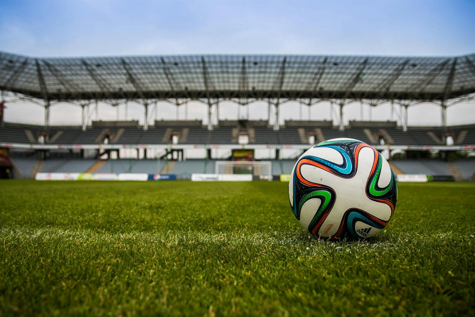 明博体育 · 足球